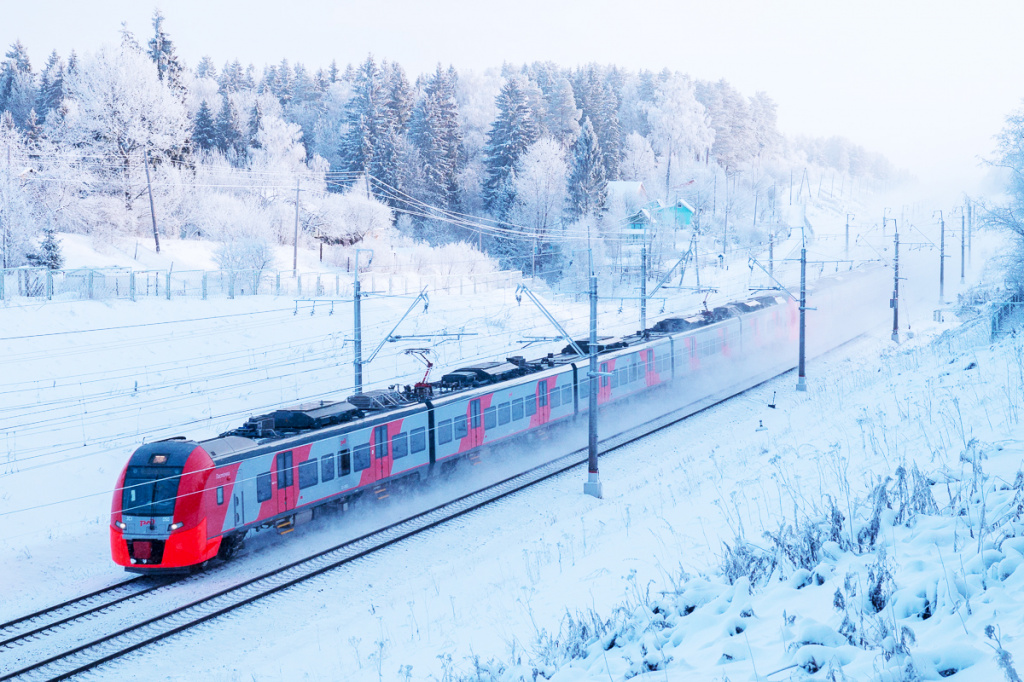 зима поезд 2.jpg